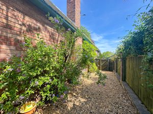 Photo 39- click for photo gallery